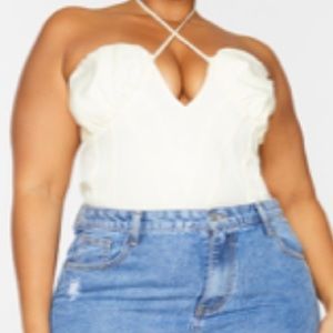 PrettyLittleThing Plus Cream Ruched Cup Tie Front Top